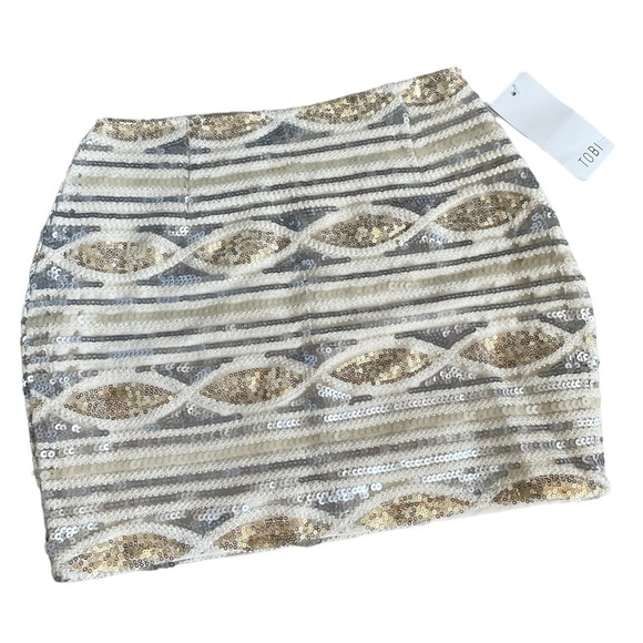 Tobi Kari Ivory Sequin Metallic Geometric Stripe Mini Skirt Size XS NWT - Picture 1 of 8